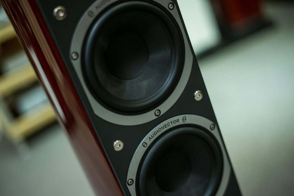 hisense 100l9g b12_3